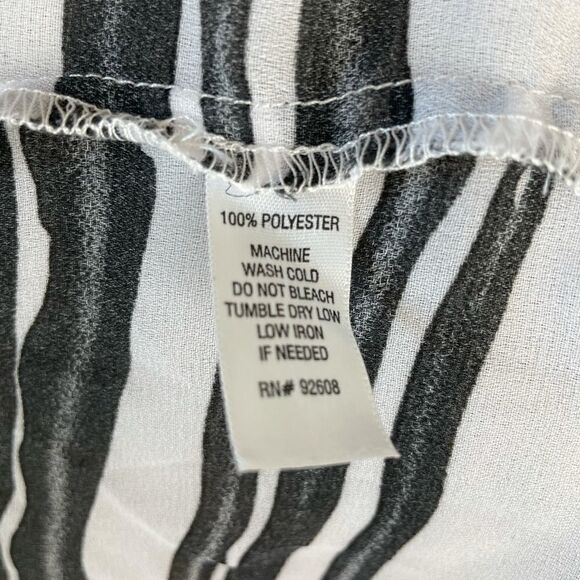 NWT JW Styles Sheer Button Down Shirt Size M - Picture 9 of 9